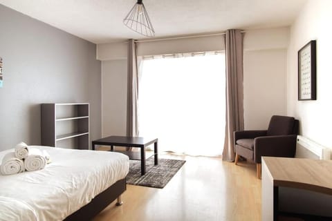 Living room, Bedroom