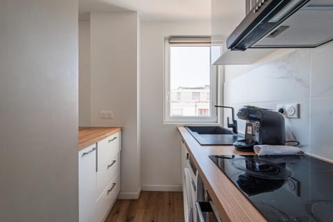 Kitchen or kitchenette, stove