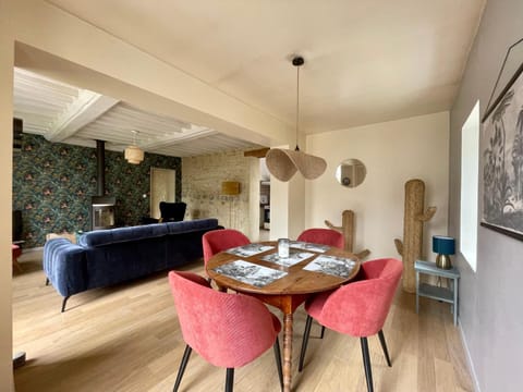 La maison des Declos avec parking privé House in Bayeux