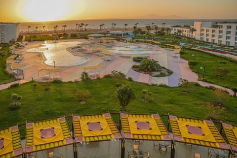 Natural landscape, View (from property/room), Sea view, Swimming pool, Sunset