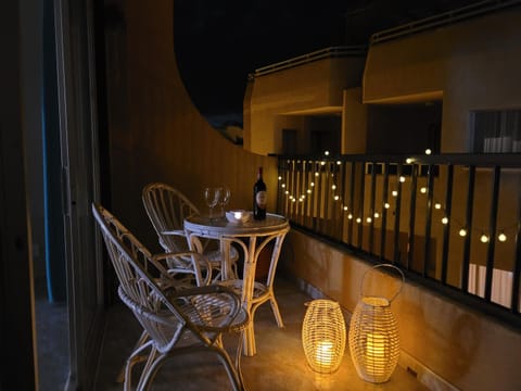 Night, View (from property/room), Balcony/Terrace