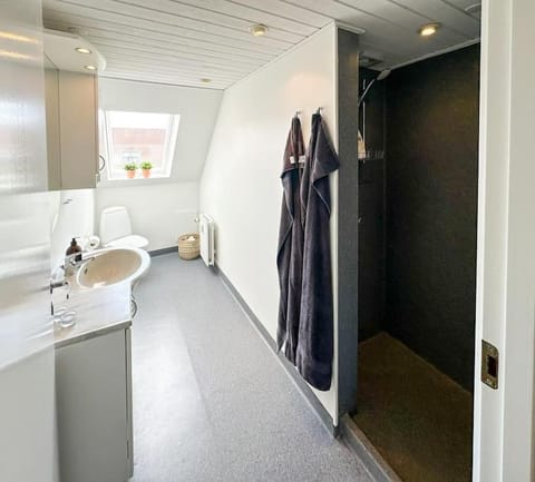 Modern apartment for 6 in city center Apartment in Aalborg