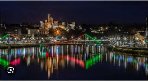 City view, River view