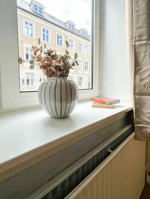 Cozy & romantic apartment in the Heart of Aalborg Apartment in Aalborg