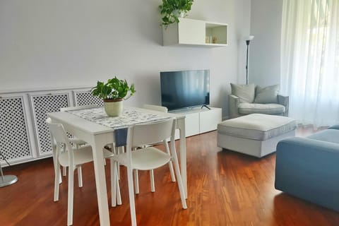 Communal lounge/ TV room, TV and multimedia