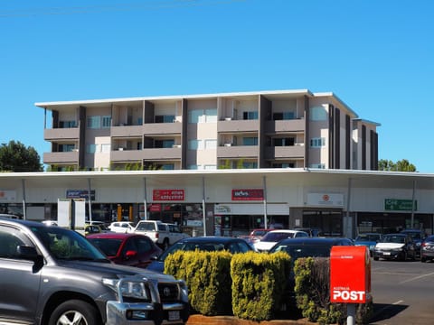 Property building, Area and facilities