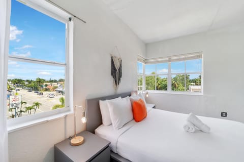 Property building, Bed, Bedroom
