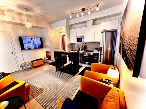 TV and multimedia, Seating area