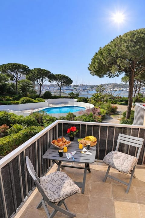 Garden, Balcony/Terrace, Pool view, Sea view, Swimming pool