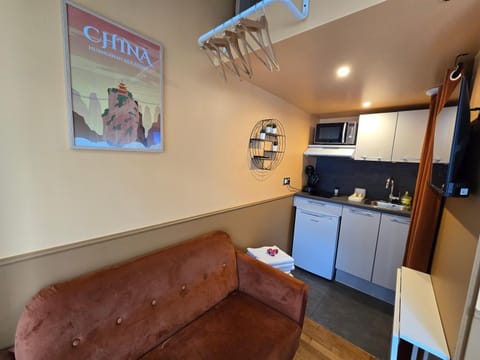 1G- Studio tout equipé proche de la scène musicale Apartment in Issy-les-Moulineaux