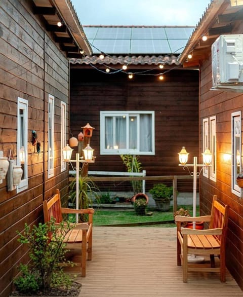 Property building, Garden, View (from property/room), Decorative detail, Seating area