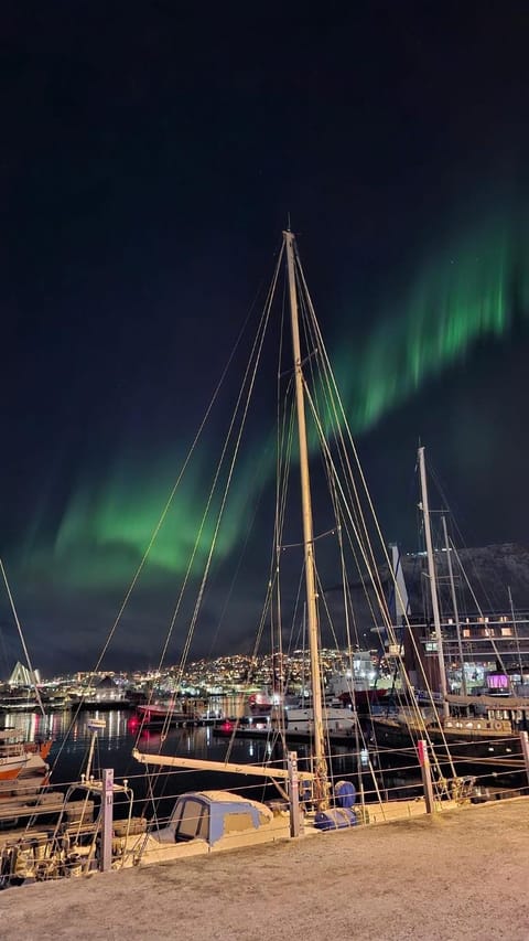 Rom sentralt i Tromsø Vacation rental in Tromso