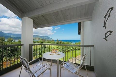 Hanalei Bay Resort 7301 two Apartment in Princeville