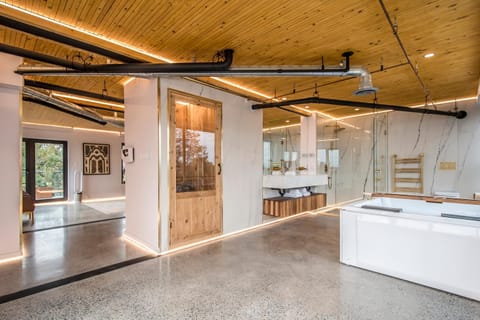 Spa and wellness centre/facilities
