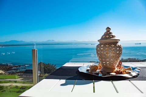 Day, Sea view
