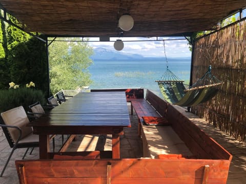 Balcony/Terrace, Lake view