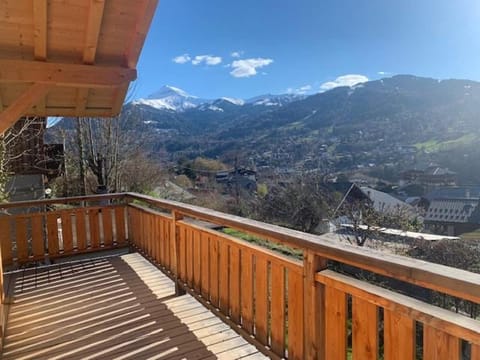 Balcony/Terrace, Mountain view