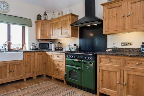 Deer Park Rural Stone Barn Conversion House in West Devon District