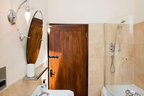 Deer Park Rural Stone Barn Conversion House in West Devon District