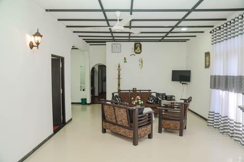 Living room, Seating area, Evening entertainment