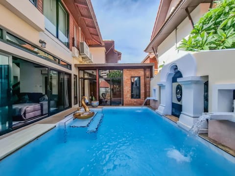 Day, Pool view, Swimming pool