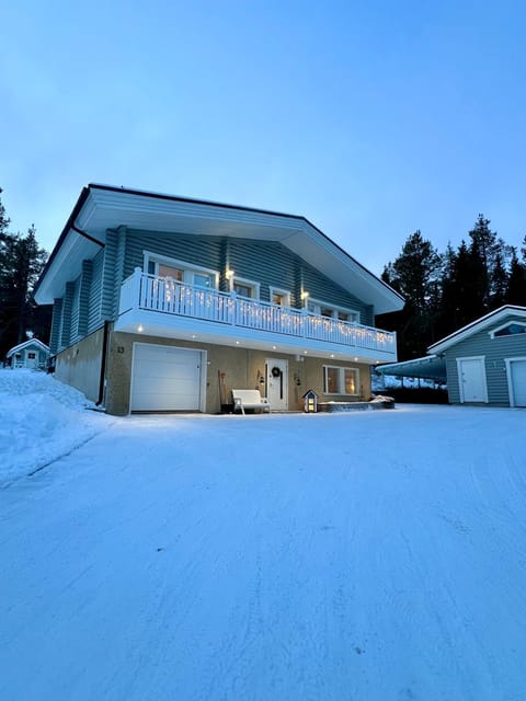 Property building, Winter