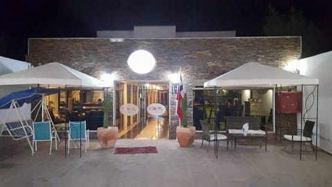Facade/entrance, Balcony/Terrace