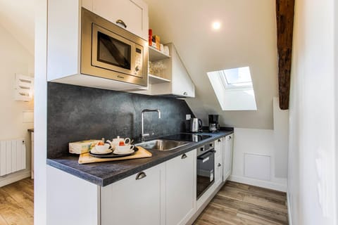 Beau L.O.F.T. sous les toits - vue sur mer 2 à 4 personnes - Résidence la Vague Apartment in Houlgate