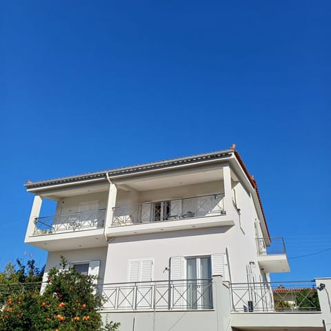 Property building, Balcony/Terrace