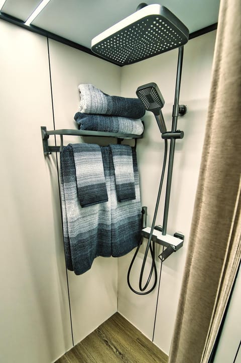 Unique Houseboat Rental Resort in Merritt Island