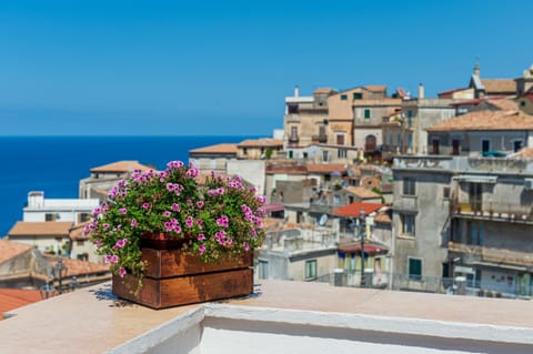 Balcony/Terrace, City view, Sea view