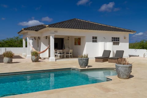 Property building, Patio, Day, Natural landscape, Balcony/Terrace, Pool view, Swimming pool, Inner courtyard view, sunbed