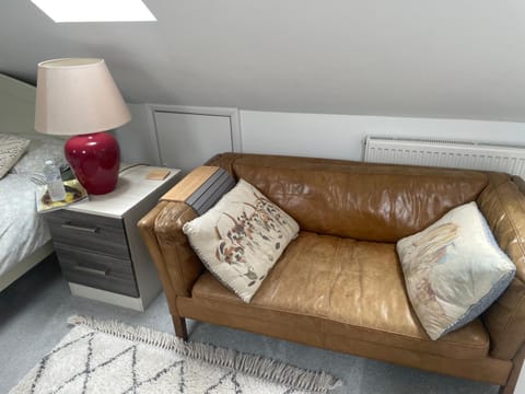 Roseberry Loft perfect for Wilton site Bed and Breakfast in Middlesbrough