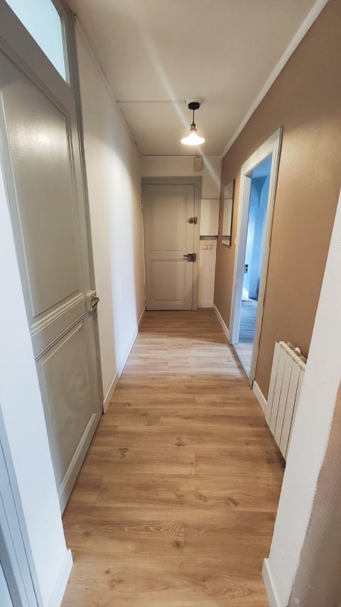 Banksy centre-ville, place de l'étoile Apartment in Strasbourg