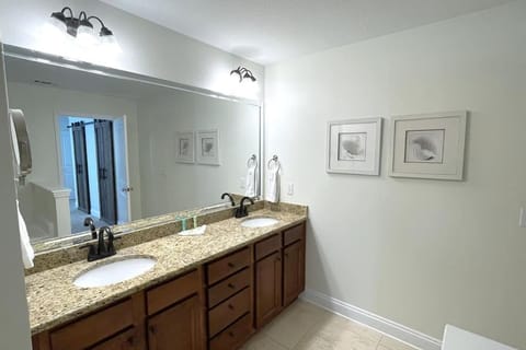 Grayling Beach House House in Inlet Beach