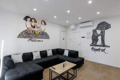 Living room, Seating area, air conditioner