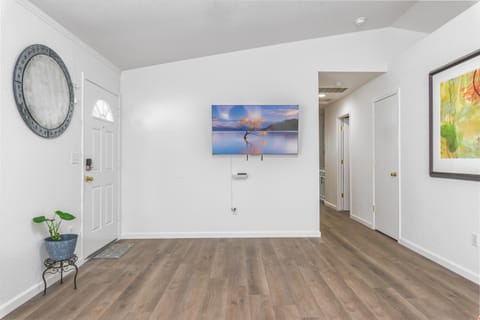 Living room, Decorative detail