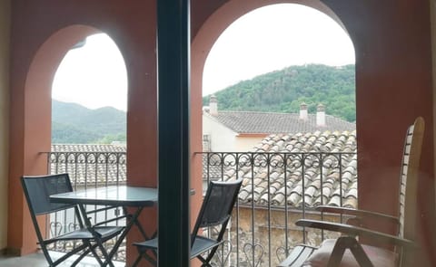 Balcony/Terrace, Mountain view