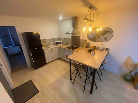 Petite maison plain-pied climatisé Apartment in Centre-Val de Loire