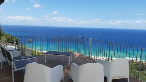 View (from property/room), Balcony/Terrace