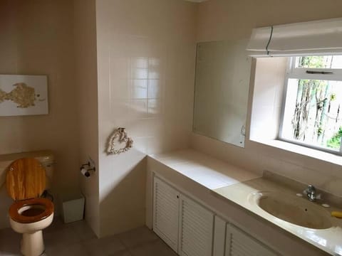 Plett Holiday Home in Longships House in Plettenberg Bay