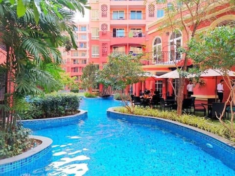 Property building, Garden view, Pool view, Swimming pool, sunbed
