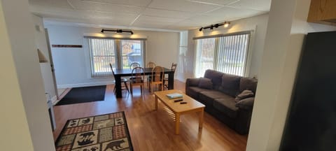 Cattaraugus, Small town get-away! Apartment in Cattaraugus