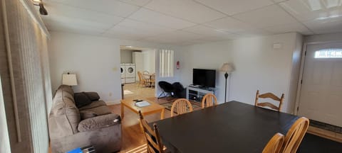 Cattaraugus, Small town get-away! Apartment in Cattaraugus