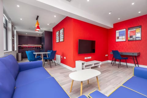TV and multimedia, Living room, Seating area