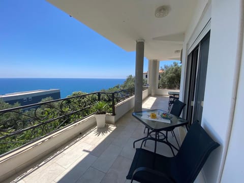 Guesthouse HHL - Liman ll Bed and Breakfast in Ulcinj