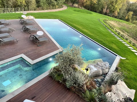Garden view, Pool view, Swimming pool, Swimming pool, sunbed