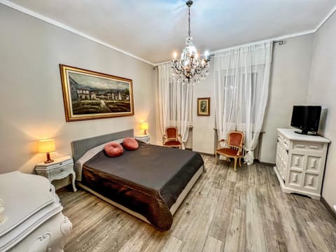 Bed, Bedroom, hair dresser, wardrobe