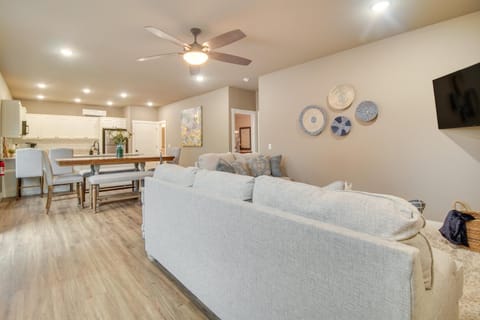 Arkansas Guest Suite with Deck Near Fayetteville! House in Fayetteville