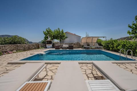 villa Nefeli Villa in Crete